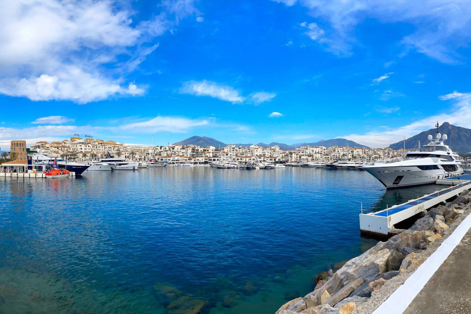 Appartement Luxury Penthouse Alcazaba Lagoon 521 Ehhouse Estepona